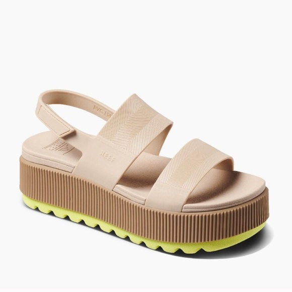 New in box Reef sz8 Water Vista Cushion Women's Sandals in Sean’s Lime… - Picture 1 of 7